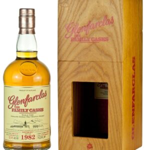 Product image of Glenfarclas 1982 Family Casks Release W17 from The Whisky Barrel