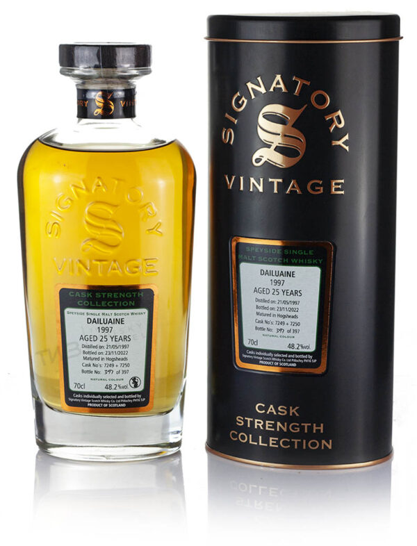 Product image of Dailuaine 25 Year Old 1997 Signatory Cask Strength from The Whisky Barrel
